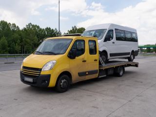 Transport minibusa osobowego – Zgierz